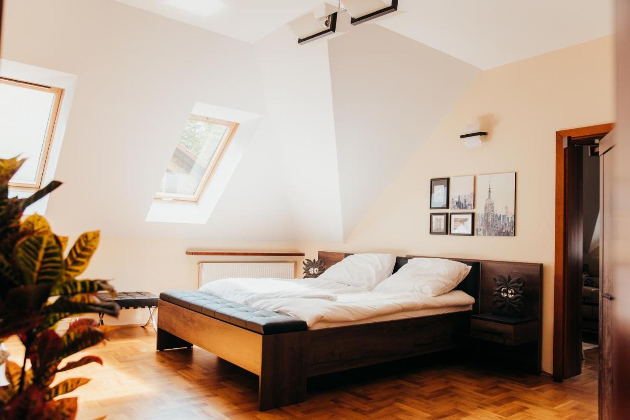 Zarabie Residence Myslenice ภายนอก รูปภาพ